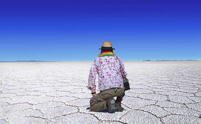Relish the stunning scenes of the Uyuni Salt flats on a private luxury Bolivia tour