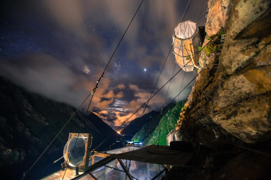 Chill in the clouds in a Skylodge Capsules- Via Ferrata in the Sacred Valley kuoda-blog-sky-lodge