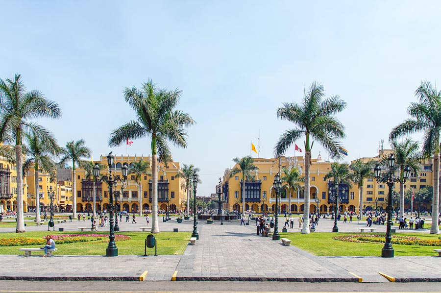 Lima's Plaza de Armas: UNESCO World Heritage Site kuoda-blog-lima-main-square