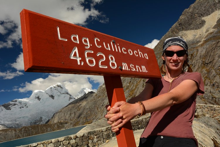 How to Prevent and Deal with Altitude Sickness (Soroche)